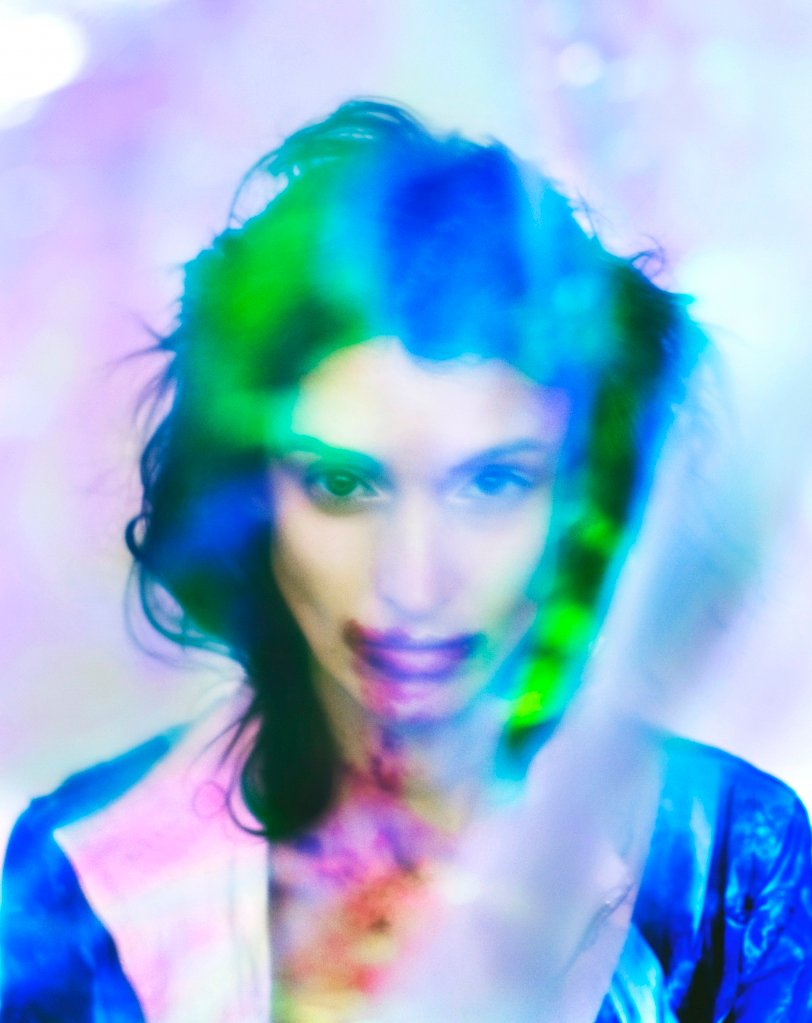 Preview: Myrza de Muynck