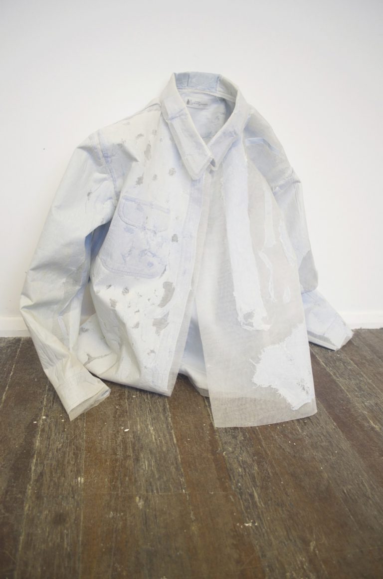 Hendrickje Schimmel: Archiving decaying clothes