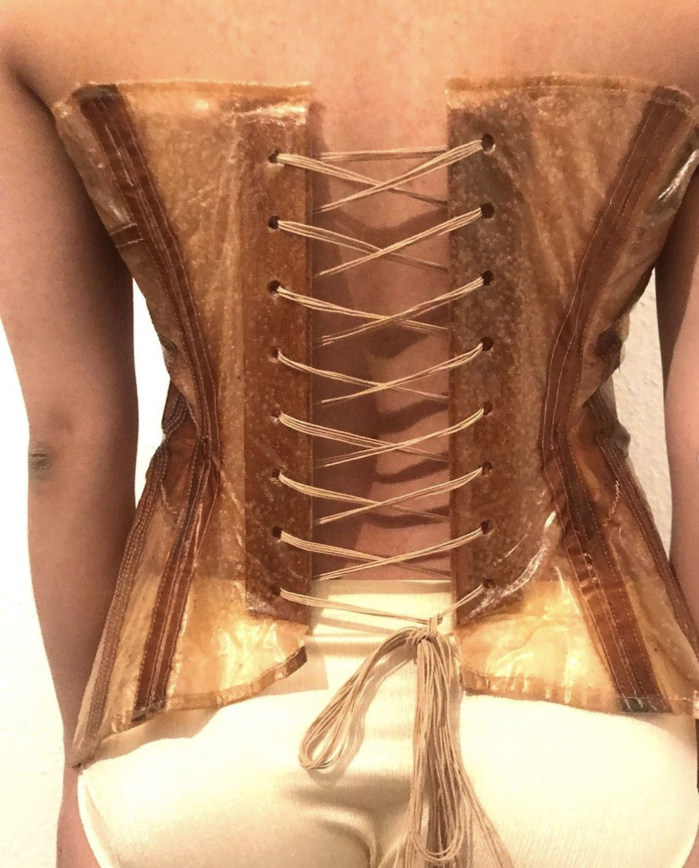 Shaping Contours — forgefashion: Inspiration - other Corset